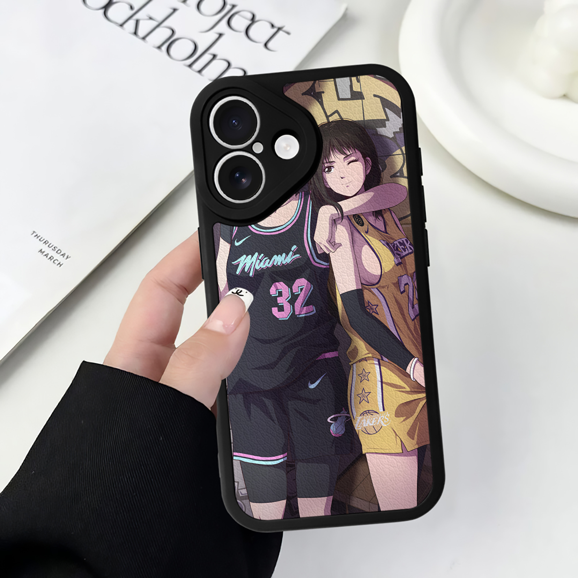 （画像用） SLAM DUNK／スラムダンク 【iPhone 16シリーズ対応】シリコンスマホケース（レザー調） 材質：シリコン